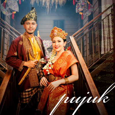 Tempat ke 6. PUJUK - Haziq Rosbi & Baby Shima